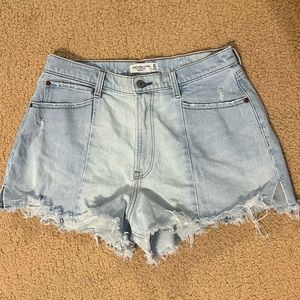 Abercrombie & Fitch Curve Love Shorts